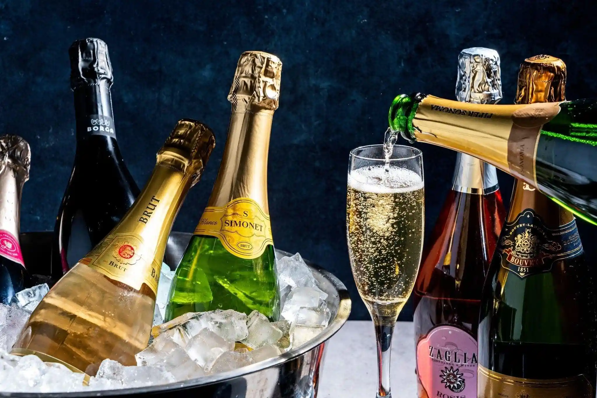 CHAMPAGNE